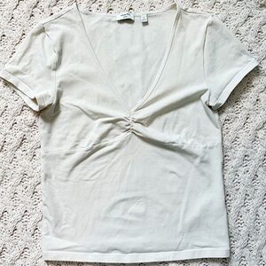 Aritzia Sunday Best V-Neck Top - Aritzia Synched Cream V-Neck Top